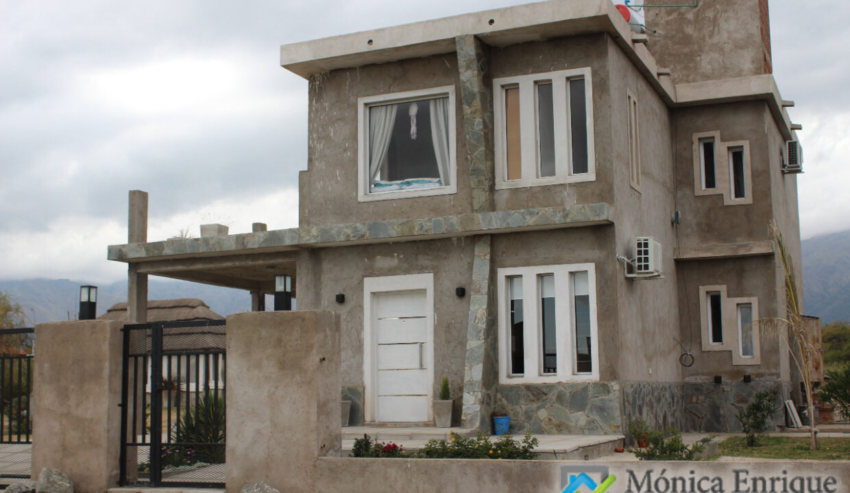 Monica Enrique Propiedades Barrio Udacha Carpinteria5