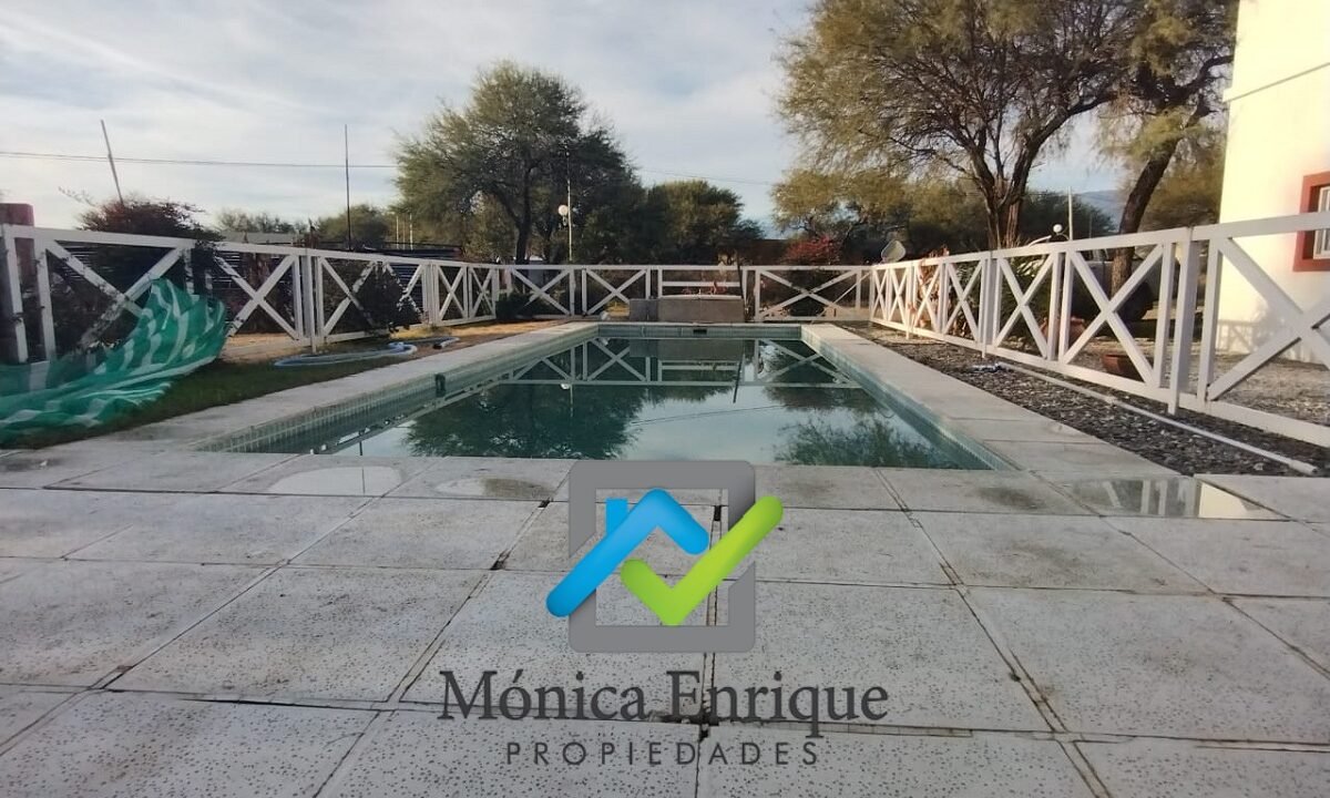 Casa en Venta Solares del Valle 27