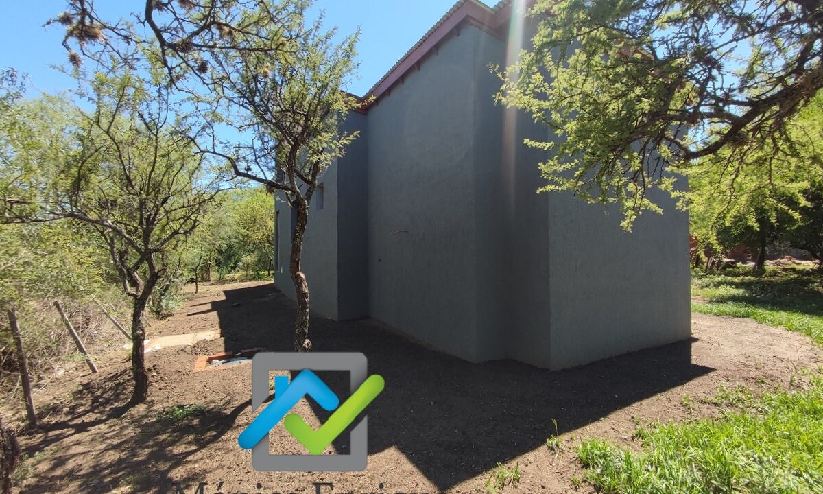 Casa Sacramento con piscina (12)