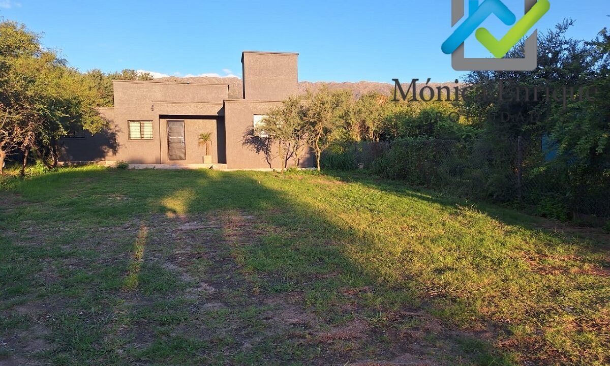 Casa a Estrenar en Pedro Ponce Carpinteria Monica Enrique Propiedades
