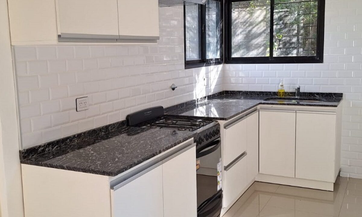 Casa a Estrenar en Pedro Ponce Carpinteria Monica Enrique Propiedades 7