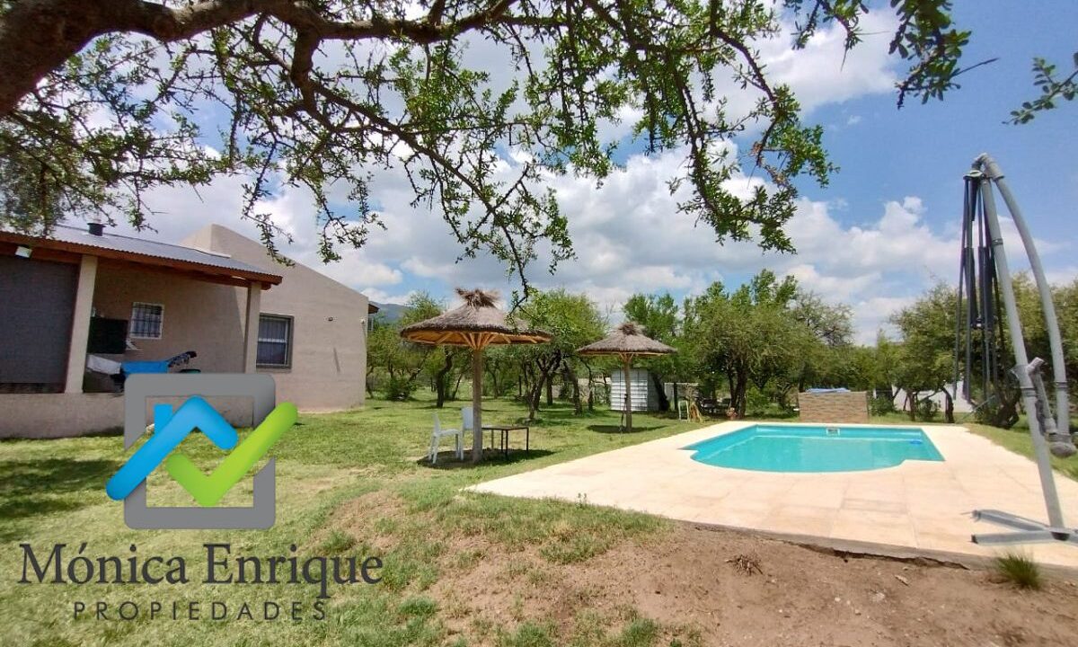 Casa Carpinteria mas Cabaña y piscina (28)