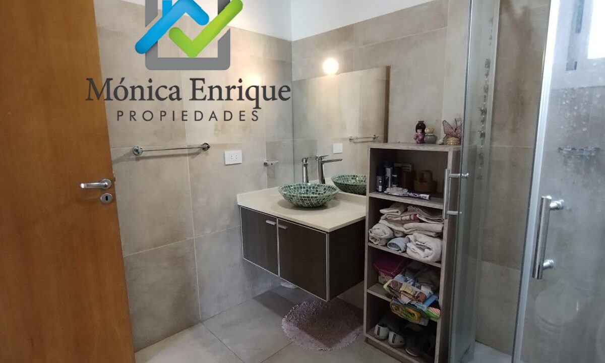 Casa Carpinteria mas Cabaña y piscina (31)