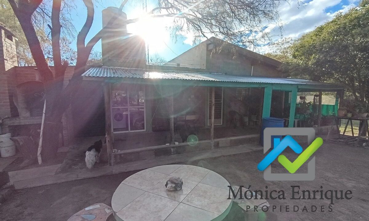 Casa Barrio Colonia Argentina Carpinteria (18)