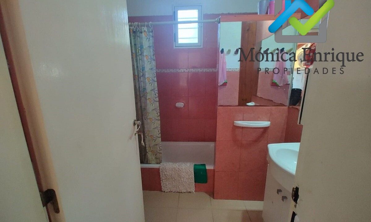 Casa más piscina en Quintas del Tomero (12)