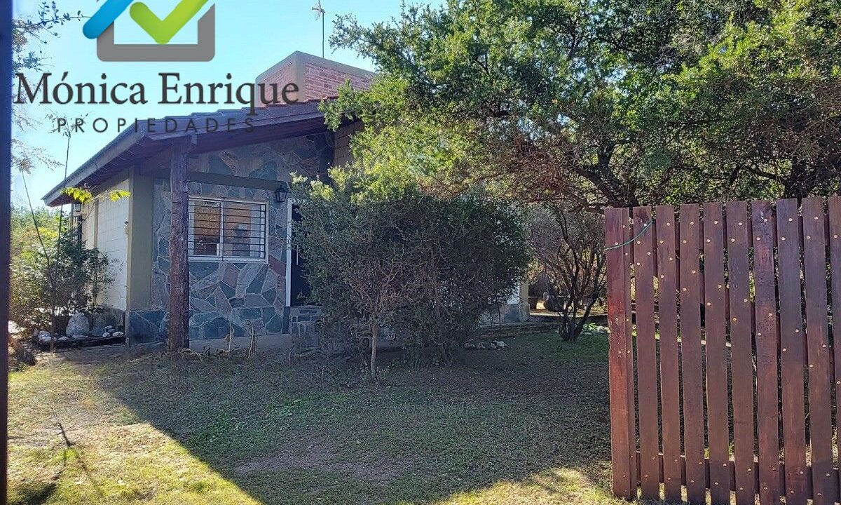 Casa más piscina en Quintas del Tomero