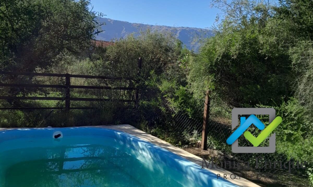 Casa más piscina en Quintas del Tomero (20)