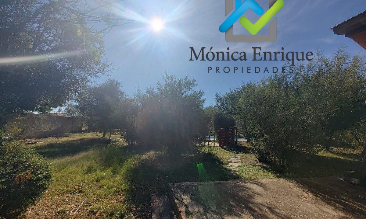 Casa más piscina en Quintas del Tomero (9)