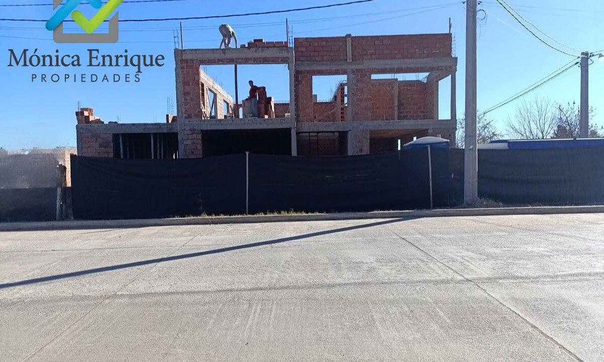 Locales Comerciales Oficina Eva Duarte Mogote